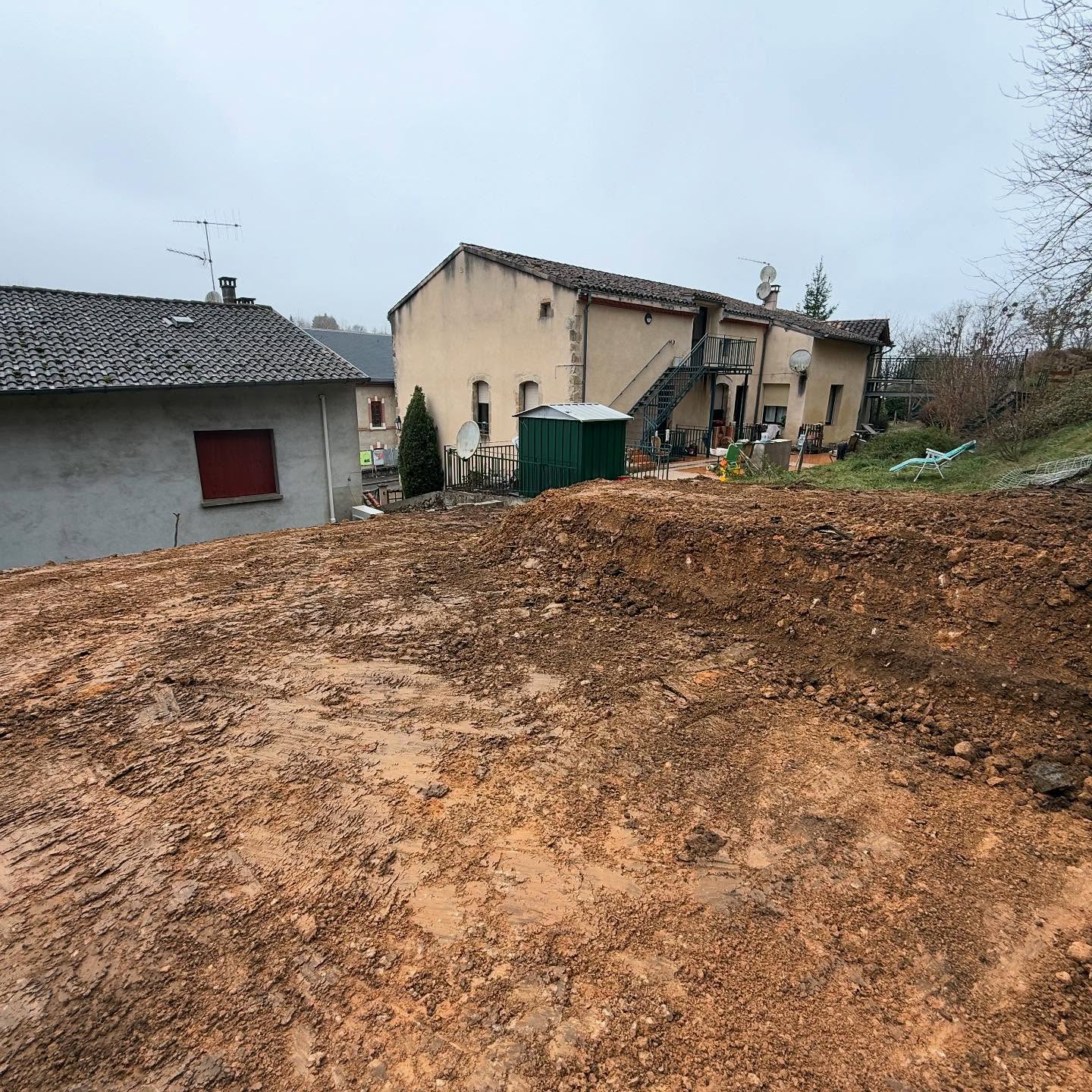 Terrain nivelé après démolition